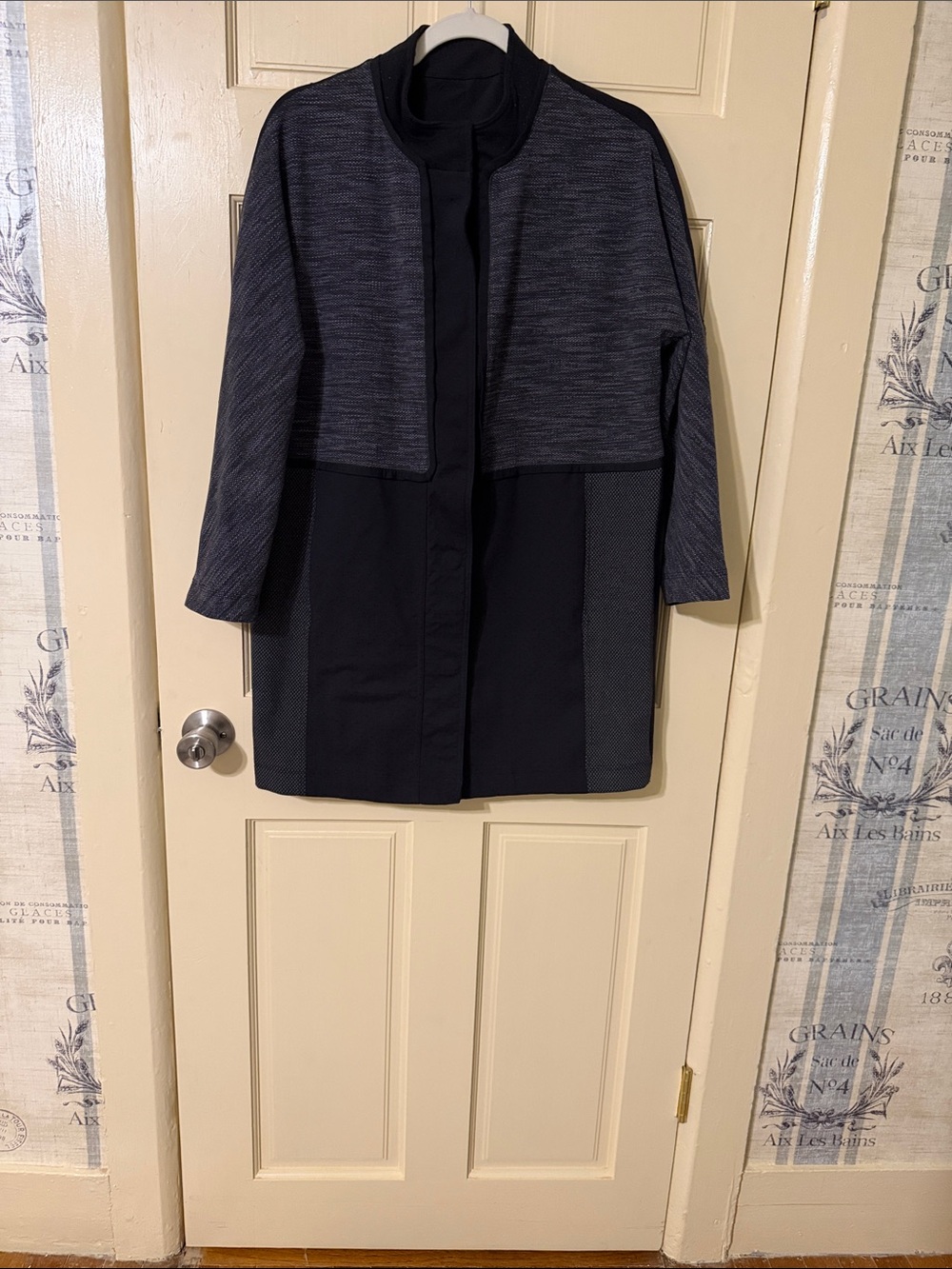 Lululemon Women’s Navy and Heather Gray Longline Jacket